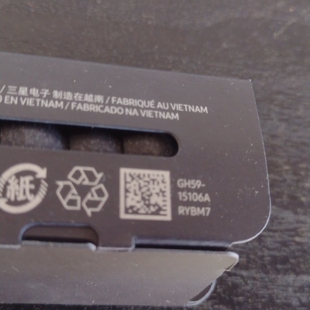 Samsung AKG OEM Black Wired Earbuds NWT - Picture 3 of 3